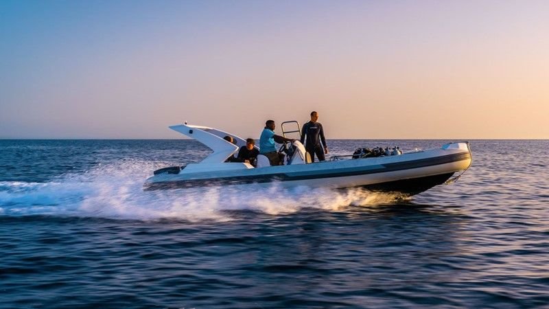 Orange-Diving-Speedboat-Hurghada