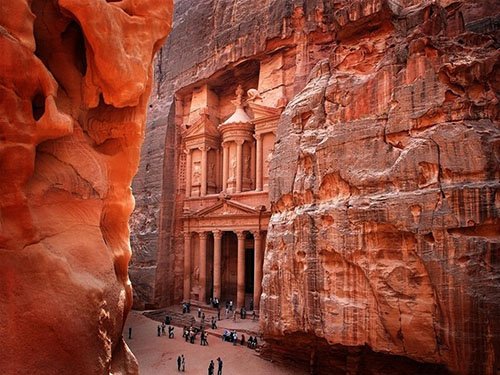petra-tour-by-air-from-sharm-el-sheikh (1)